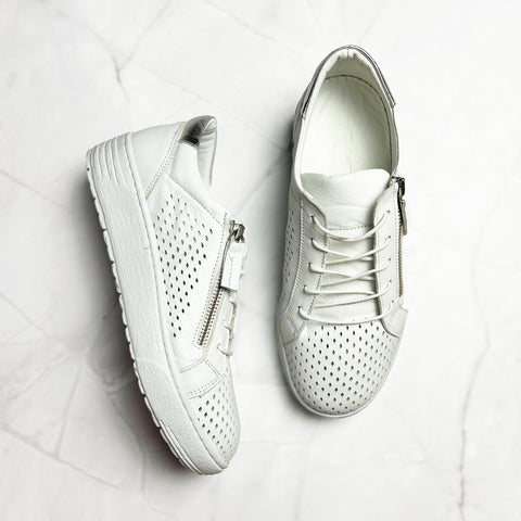 EG702 - WHITE LEATHER