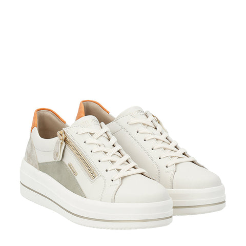 D1C01 - OFF WHITE LEATHER