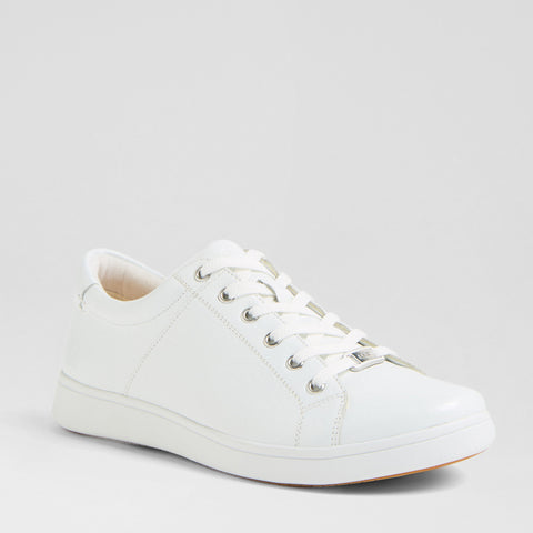 DELILAH XF - WHITE EMBOSSED LEATHER